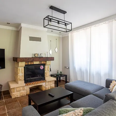 Sarren Pool Villa *