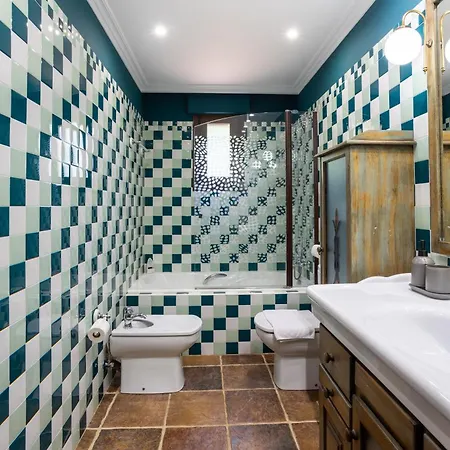 Sarren Pool Villa