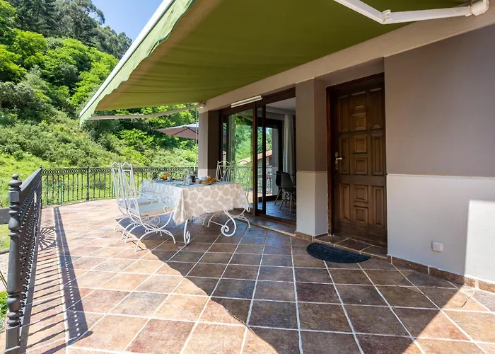 Sarren Pool * Bermeo